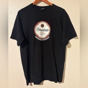 Vintage Presidente Beer Tee – República Dominicana Cerveza Graphic